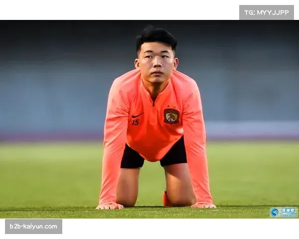 严鼎皓赛后评价:球队拼尽全力,足球难免有失意时刻